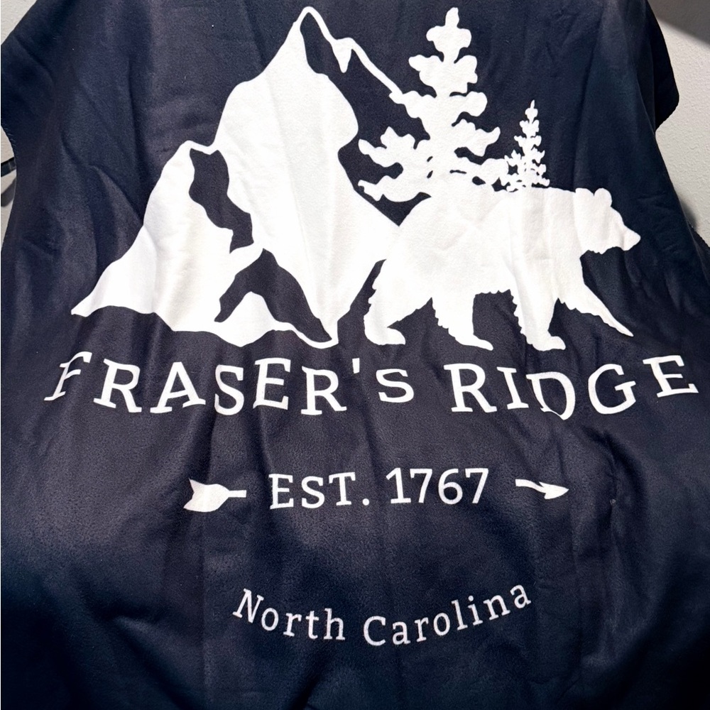 Outlander/Frasers Ridge Blanket bundle with wax warmer, slate coaster/wax melts